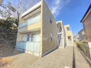 ＪＲ根岸線山手駅まで徒歩12分