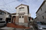 幸田駅近貸家