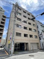 セルフィーユ三宮