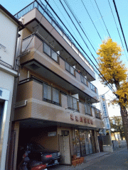 Yビル