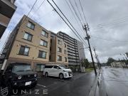 地下鉄南北線真駒内駅まで徒歩8分