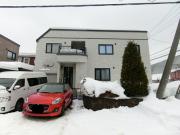 平岡公園東11丁目貸家