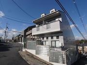 近鉄難波・奈良線学園前駅まで徒歩7分