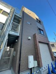 ブルーライン吉野町駅まで徒歩3分