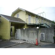 ＪＲ中央線八王子駅までバス約25分 徒歩5分