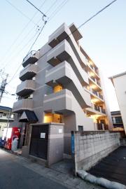 鹿児島市電唐湊線高見橋駅まで徒歩17分
