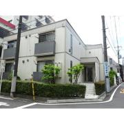 東京メトロ丸ノ内線中野坂上駅まで徒歩4分