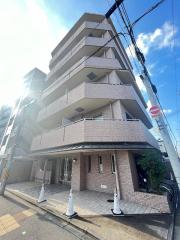 地下鉄東西線二条城前駅まで徒歩15分