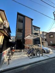 NAKAI秦野駅前