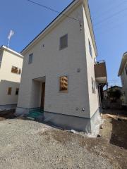 スリーホームズII