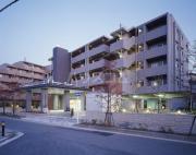 小田急小田原線新百合ヶ丘駅まで徒歩16分