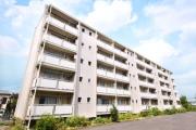小田急小田原線本厚木駅までバス約19分 徒歩10分