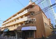 ＪＲ山手線代々木駅まで徒歩6分