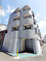 ＪＲおおさか東線ＪＲ淡路駅まで徒歩10分