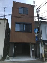 エムワンキューブ