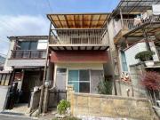 上六万寺町貸家