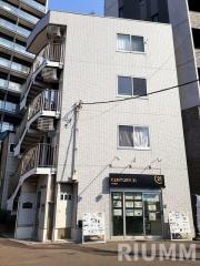 都営大江戸線牛込柳町駅まで徒歩1分