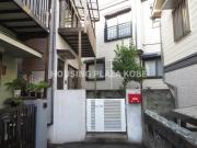 天神町4丁目貸家