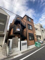 Bay maison汐入
