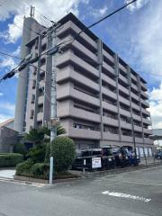 近鉄難波・奈良線河内花園駅まで徒歩5分