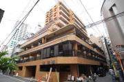東京メトロ丸ノ内線新宿御苑前駅まで徒歩3分