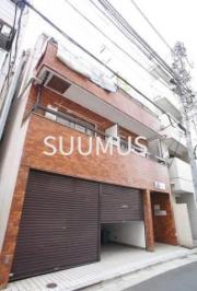 ＪＲ山手線新宿駅まで徒歩11分