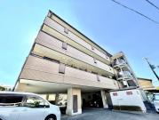 BEVEREY COURT