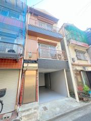 ＪＲおおさか東線衣摺加美北駅まで徒歩10分