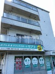 多摩都市モノレール泉体育館駅まで徒歩16分