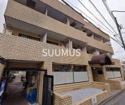 東京メトロ丸ノ内線中野坂上駅まで徒歩8分