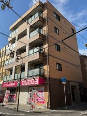 近鉄難波・奈良線八戸ノ里駅まで徒歩3分