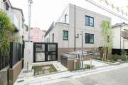京王井の頭線駒場東大前駅まで徒歩9分