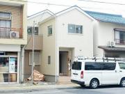 竜田町貸家