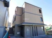 近鉄京都線竹田駅までバス約17分 徒歩5分