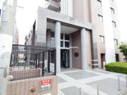 西鉄天神大牟田線西鉄平尾駅まで徒歩8分