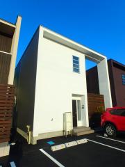 セレスティア イーストウェスト