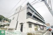 LOC S HIYOSHI