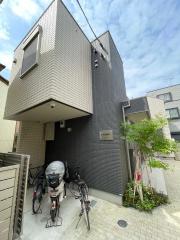 M・M・HARYNK