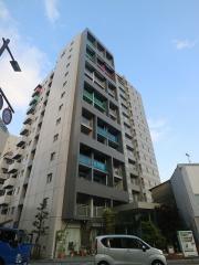 地下鉄七隈線渡辺通駅まで徒歩10分