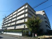 近鉄橿原線八木西口駅まで徒歩8分