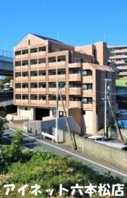 地下鉄七隈線福大前駅まで徒歩17分