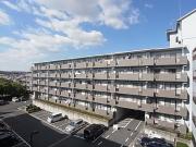 グランドパレス学園前C棟