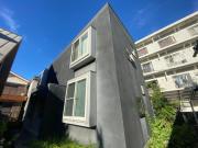 HIT-HOUSE
