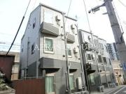 東京メトロ日比谷線北千住駅まで徒歩8分