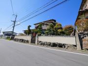 近鉄難波・奈良線近鉄奈良駅までバス約19分 徒歩1分