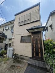 桜町1-9-13貸家