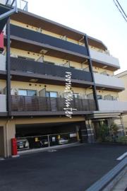 レイリス横浜井土ヶ谷AZ