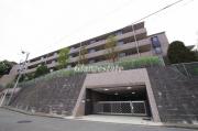 ブルーライン岸根公園駅まで徒歩6分