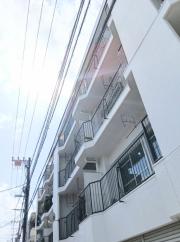 ＪＲ京浜東北・根岸線川崎駅までバス約15分 徒歩1分