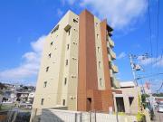 近鉄難波・奈良線生駒駅まで徒歩11分